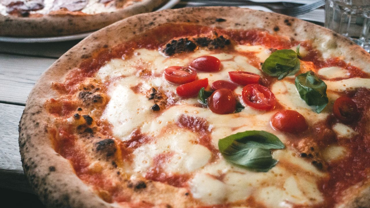 Pravá talianska pizza Margherita - rýchly recept